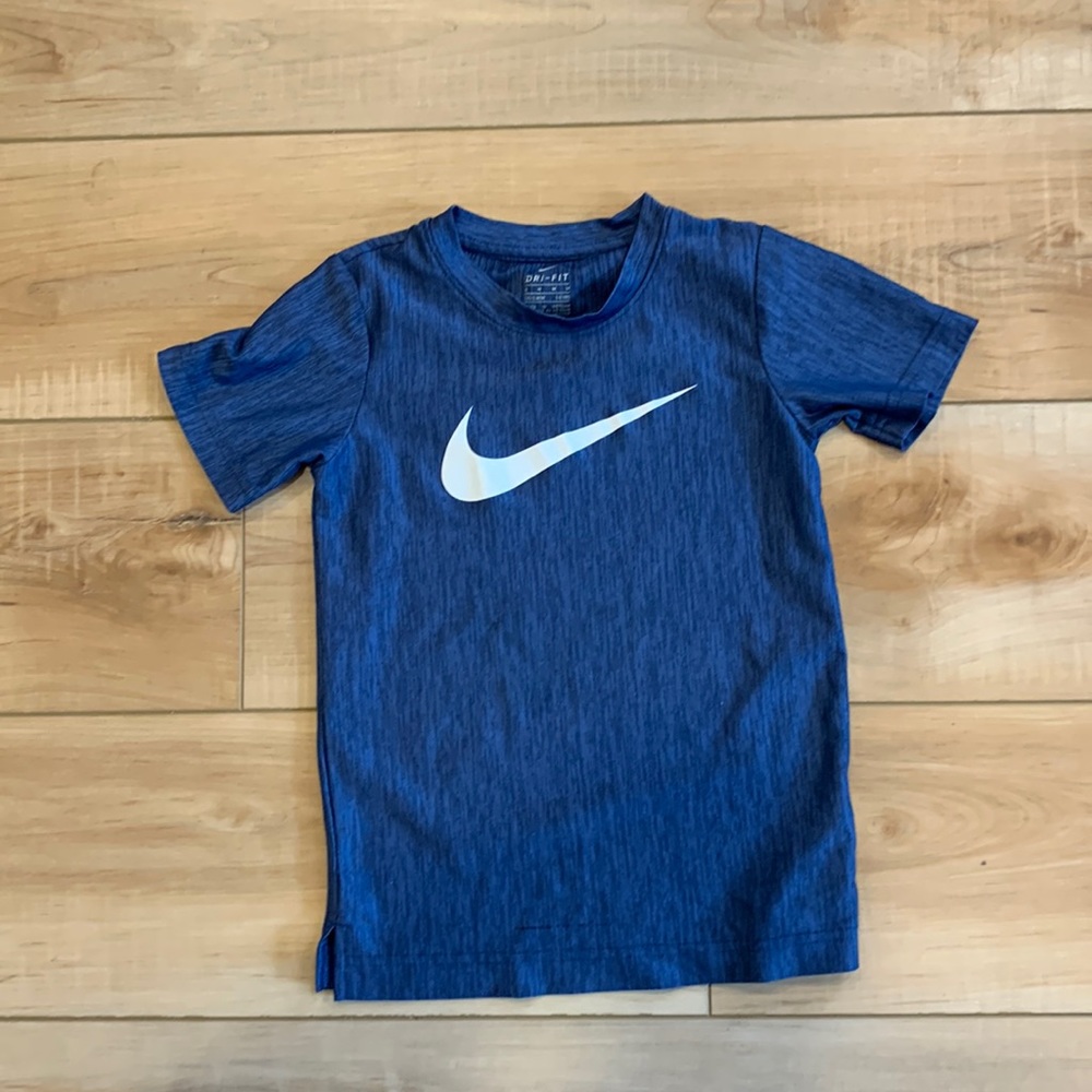 Nike Tshirt